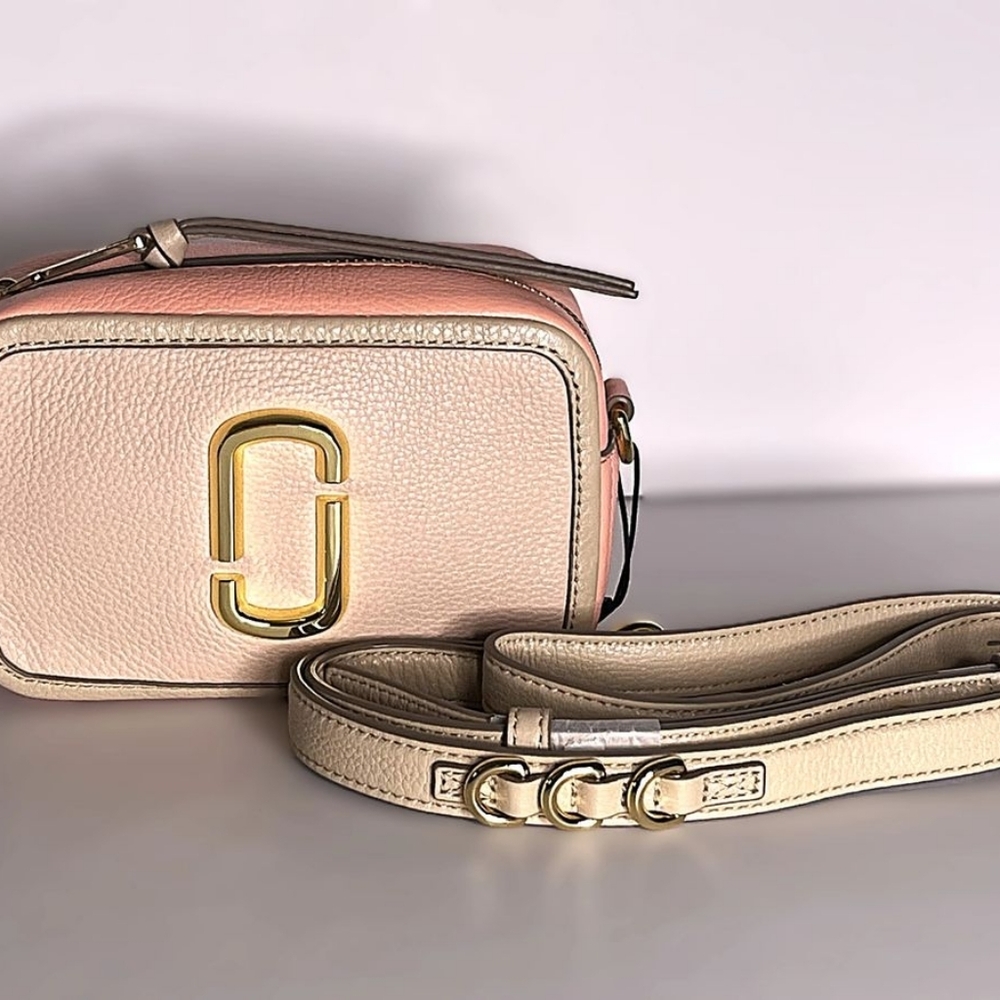 Marc Jacobs Softshot Multi17